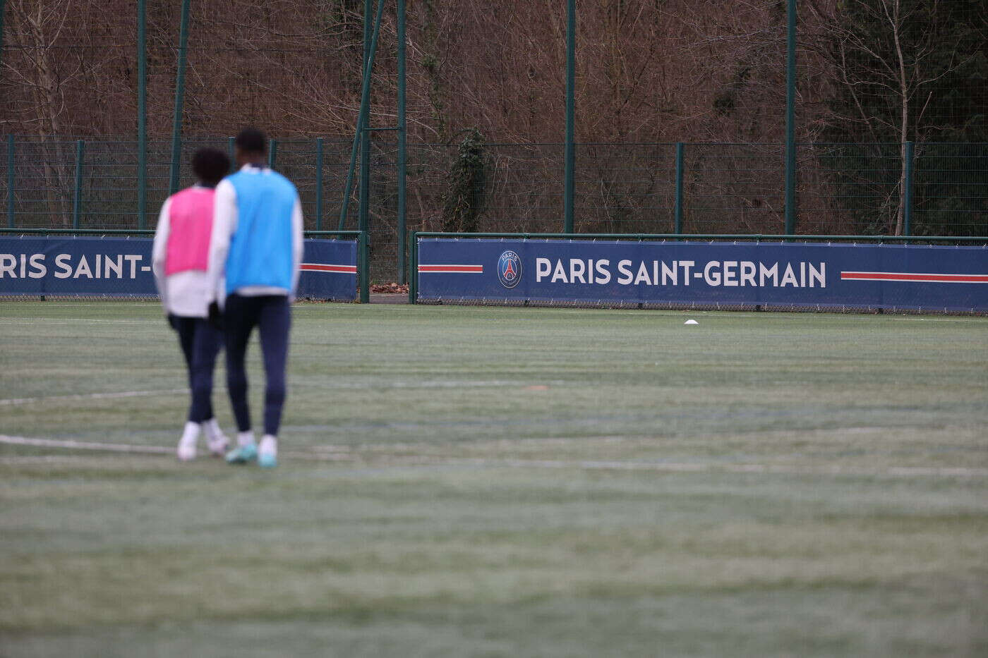 Il voulait lécher leurs pieds : condamné, l’enseignant du PSG devra se tenir loin des enfants