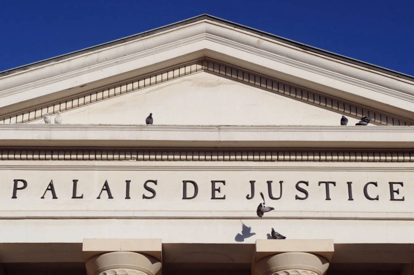 Secte de l’Athanor : le gourou condamné à 18 ans de réclusion criminelle pour des viols sur ses adeptes