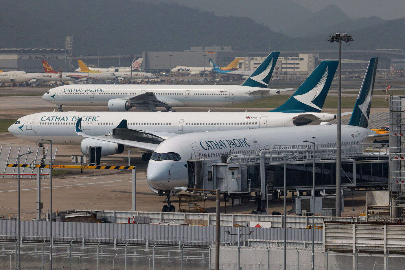 Un vol Cathay Pacific reliant Toronto à Hongkong arrive avec… 54 heures de retard