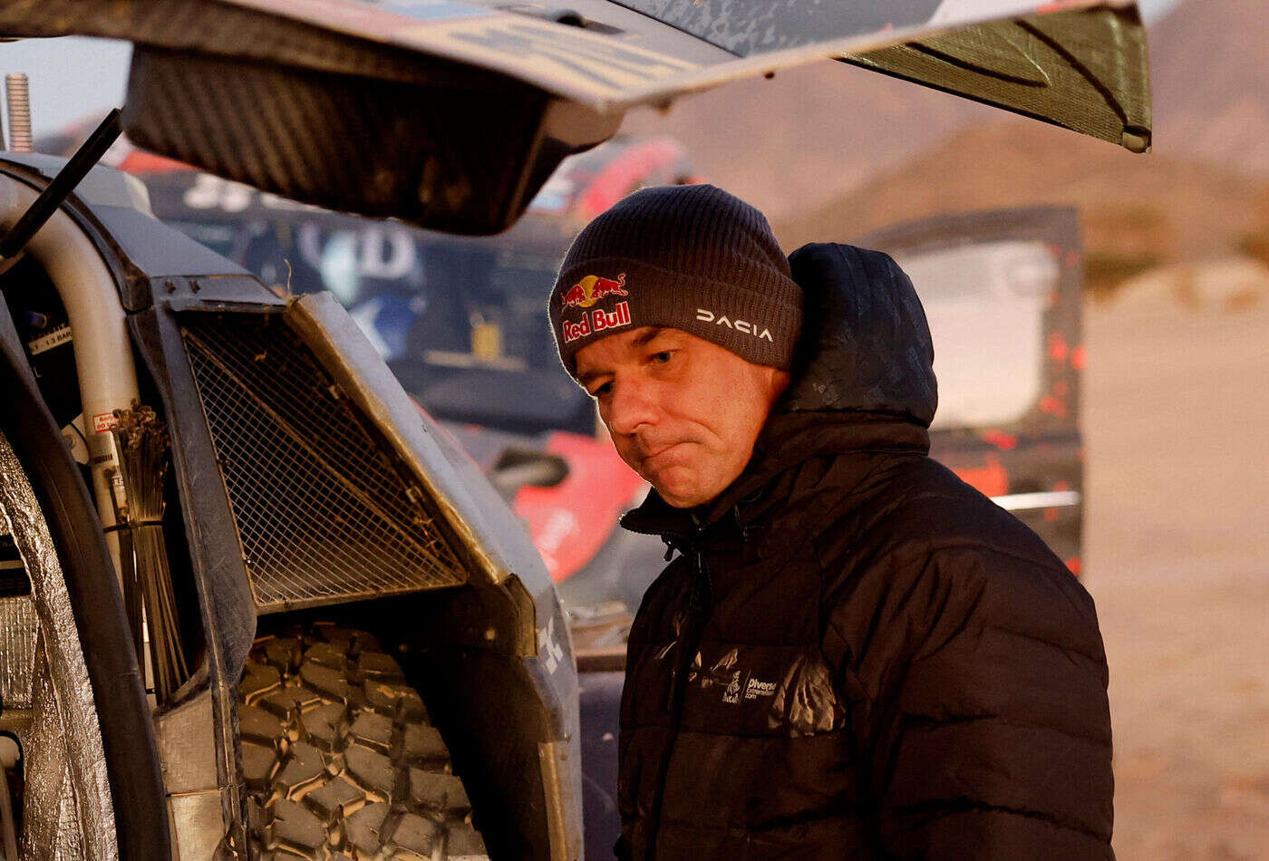 Casse mécanique, accident, crevaisons ou écart minime… Sébastien Loeb, l’éternel maudit du Dakar