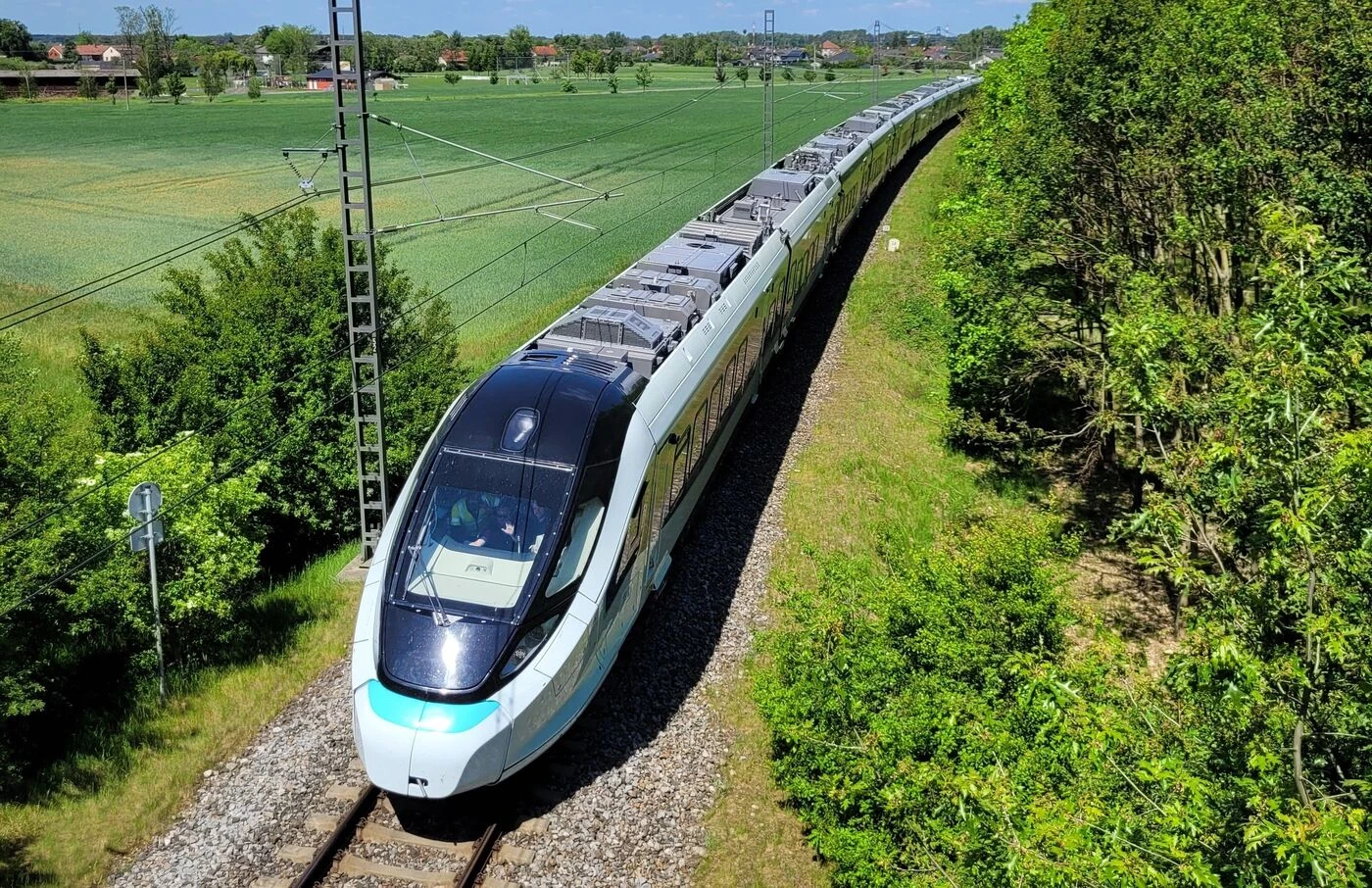 « On craint un abandon progressif de la ligne » Clermont-Paris : la colère monte chez les usagers avant la visite de Philippe Tabarot