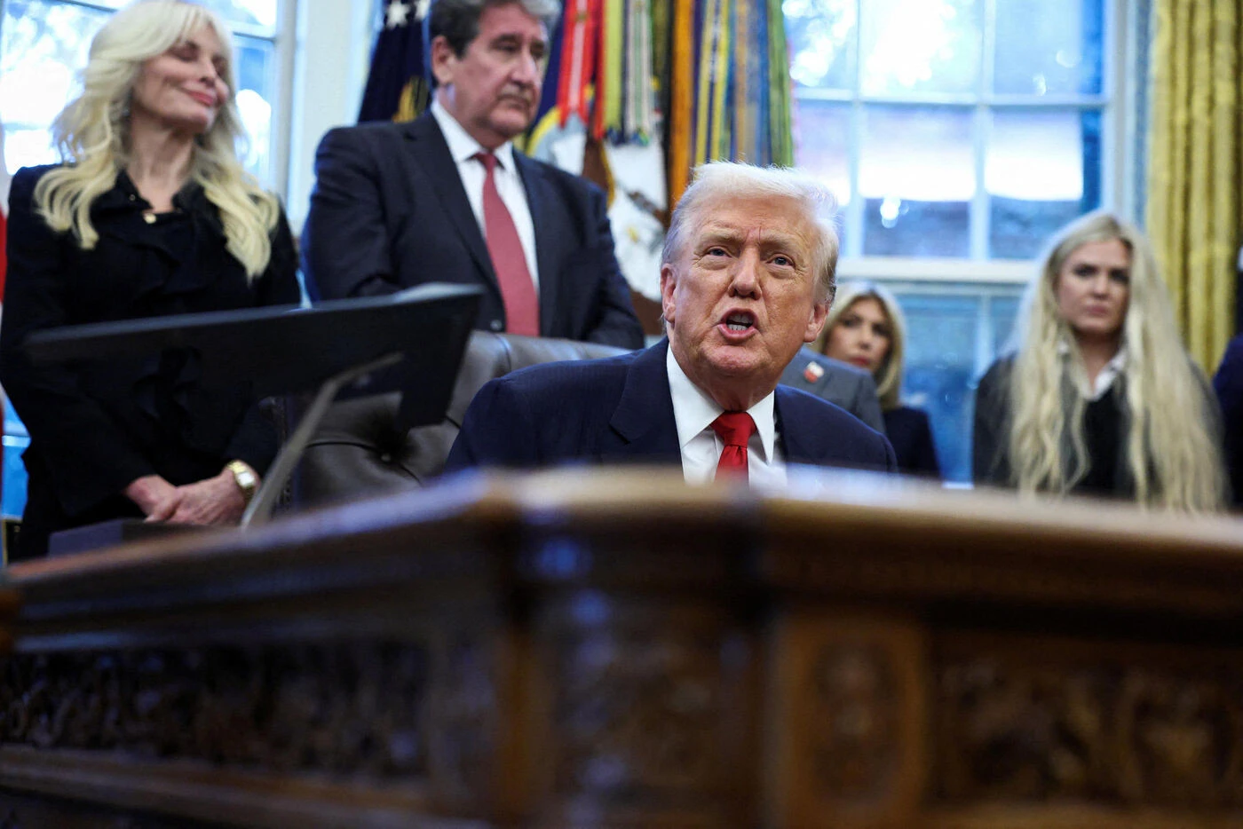 « Je ne suis pas content de vous » : quand Donald Trump s’en prend aux contrôleurs aériens affectés par le shutdown