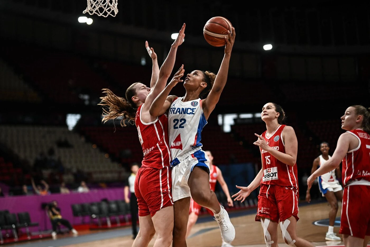 France-Lituanie : meilleure attaque et défense de l’Eurobasket, les Bleues archifavorites de leur quart de finale