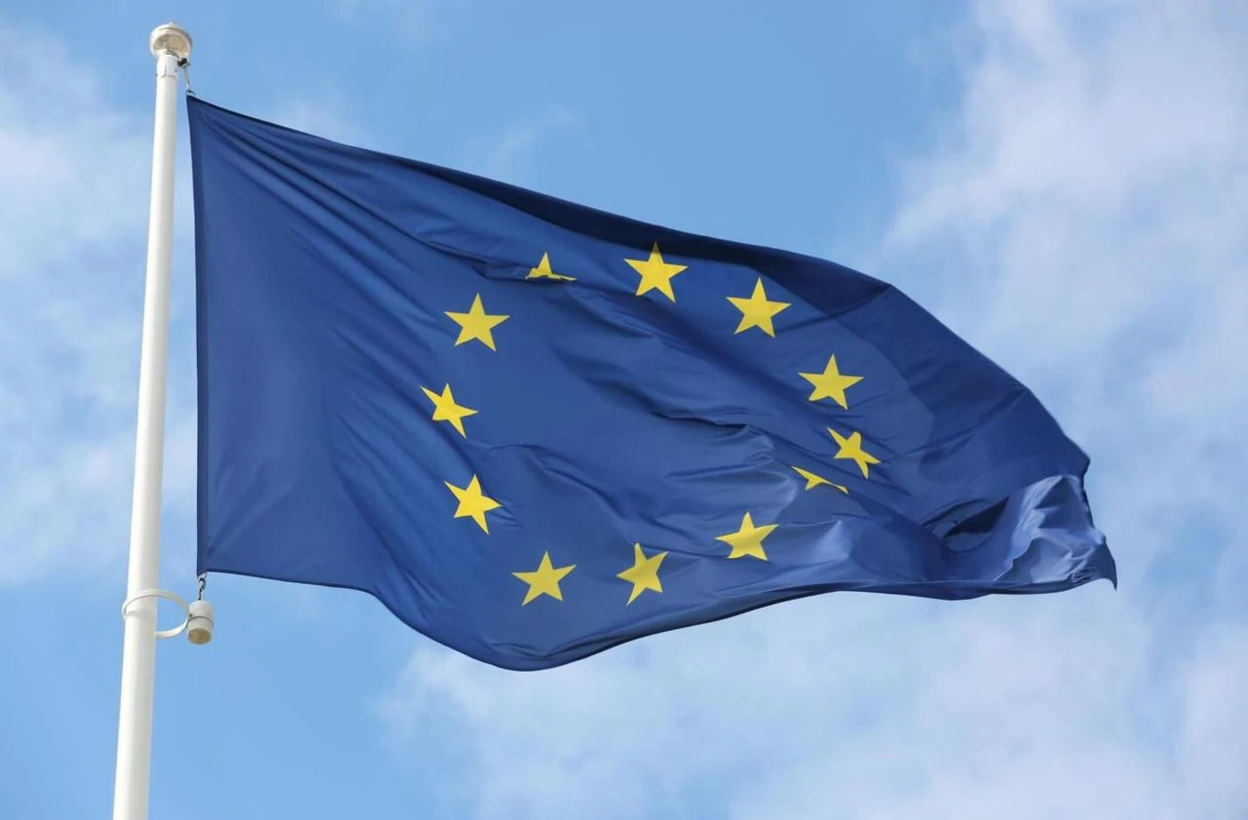 Quels sont les sept pays considérés « sûrs » par l’Union européenne, limitant les possibilités d’asile pour leurs ressortissants ?