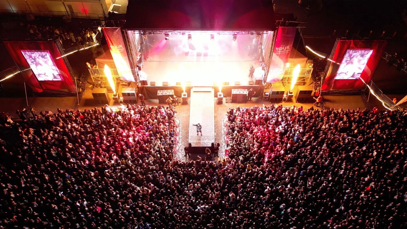 Les concerts gratuits du Tour Vibration zappent Orléans, ville natale de la radio