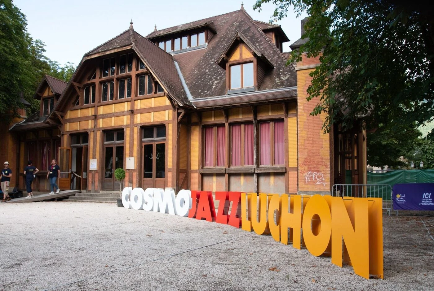 Thermes rénovés, arrivée de CosmoJazz, retour de la ligne SNCF et du Tour de France… Luchon, la reine des Pyrénées, renaît