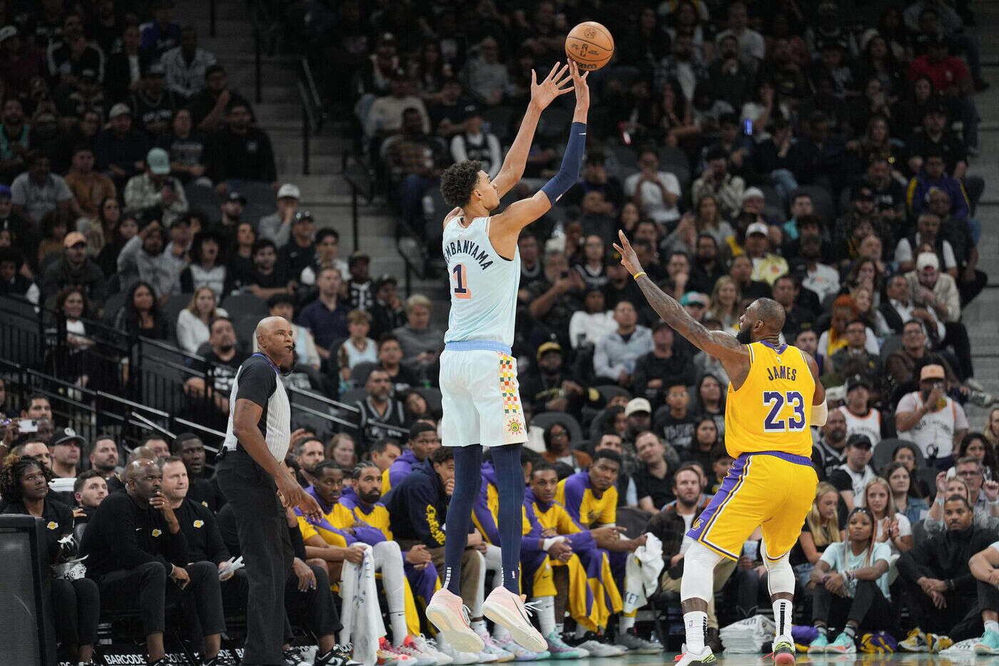 « On n’a pas LeBron James… » : même Victor Wembanyama, battu avec les Spurs, n’a rien pu faire face aux Lakers en NBA