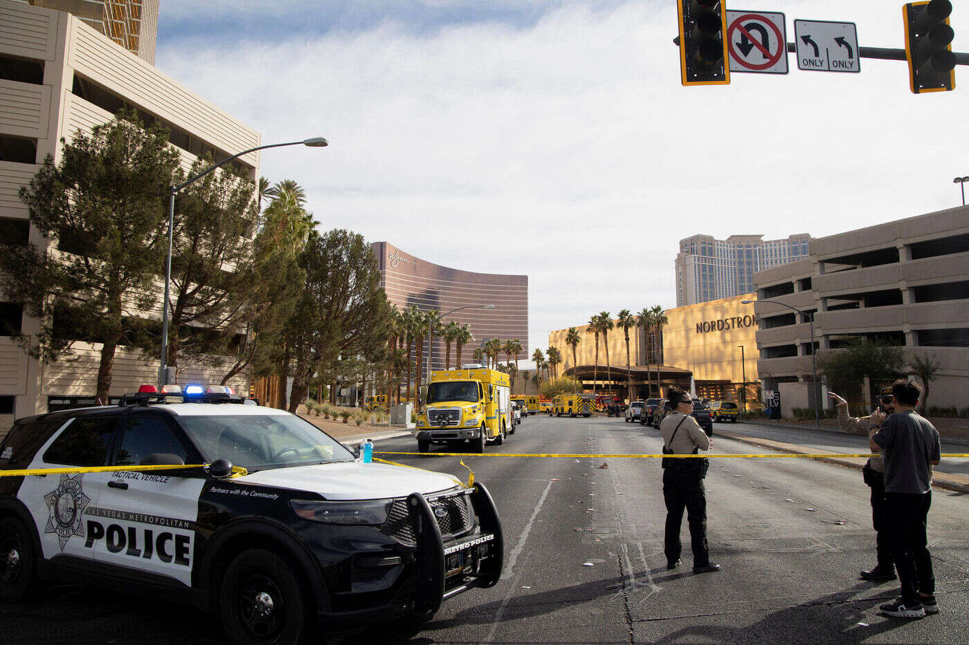 Un Cybertruck de Tesla explose devant la Trump Tower de Las Vegas, la police enquête sur « un possible acte terroriste »