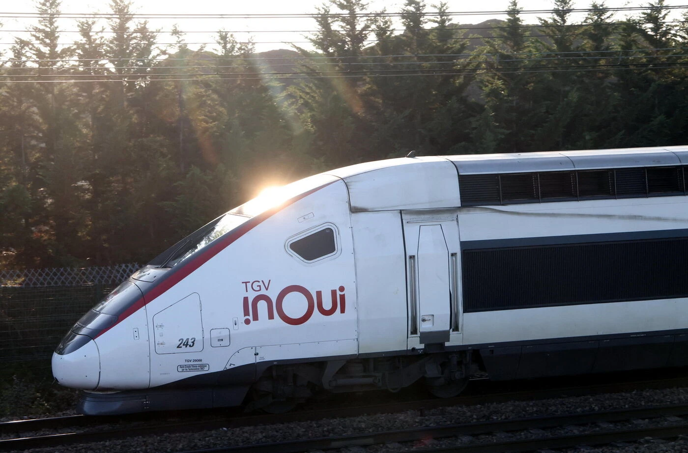 Un TGV Paris-Toulouse avec 500 personnes à bord évacué suite aux violents orages en Lot-et-Garonne