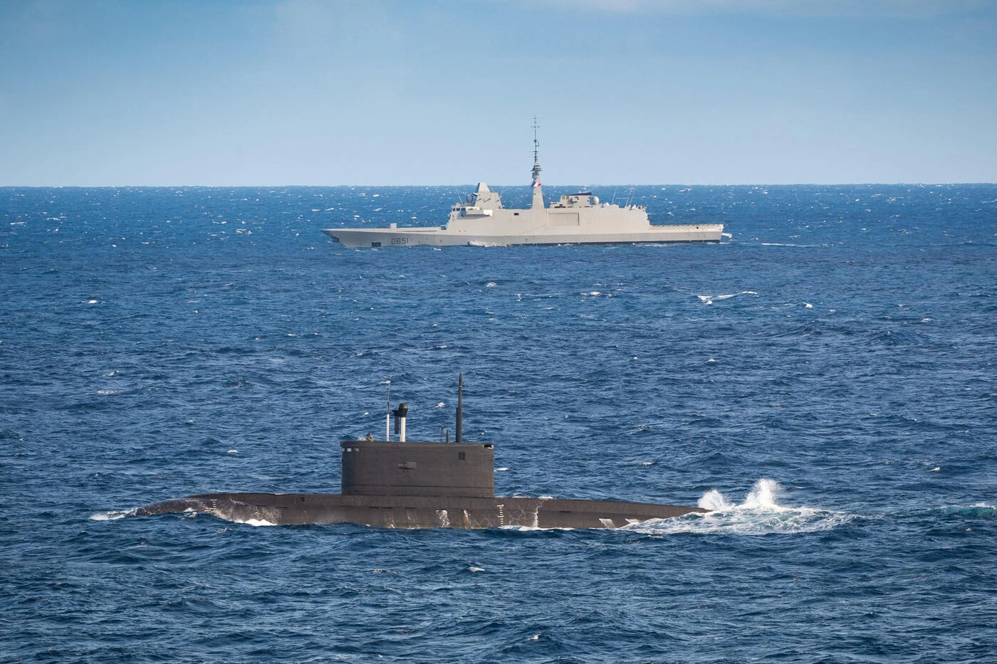 Un chalutier français tombe nez à nez avec un sous-marin russe au large des Côtes-d’Armor