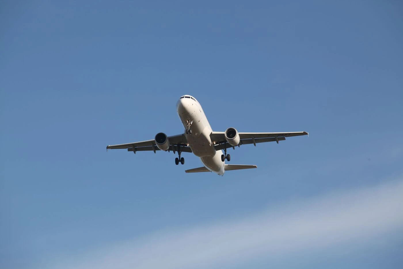 Un garçon de 13 ans, en pyjama, survit miraculeusement caché dans le train d’atterrissage d’un avion en Inde
