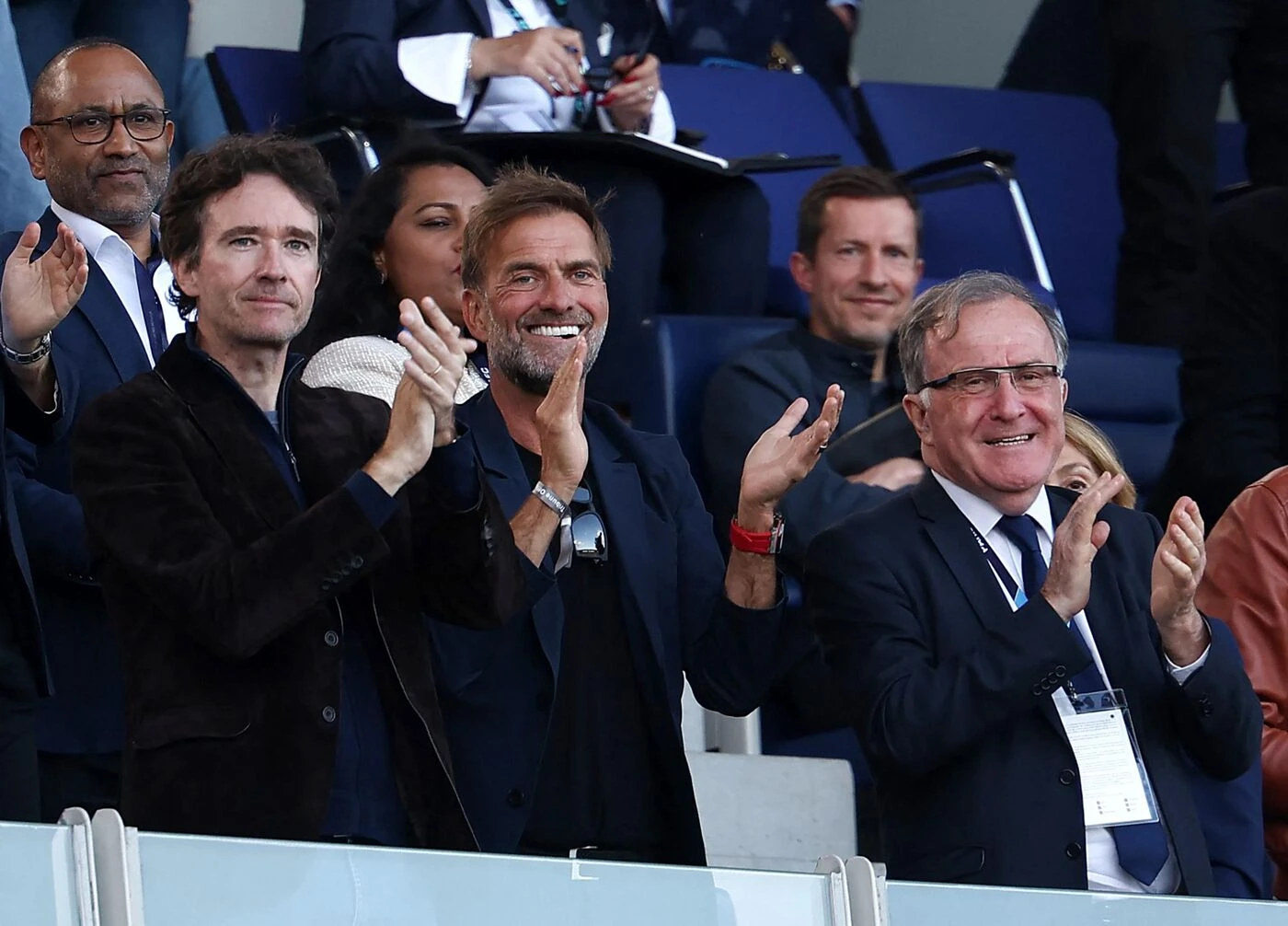 Soirée en boîte avec Klopp, naissance de la fille de Julien Lopez… Les dessous de la belle fête du Paris FC