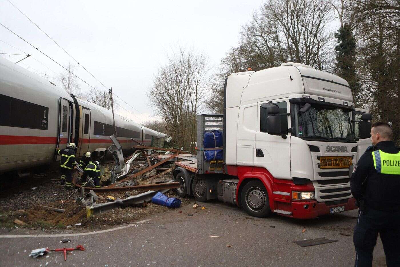 Nord de l’Allemagne : un mort et une quinzaine de blessés dans une collision ferroviaire avec un poids lourd