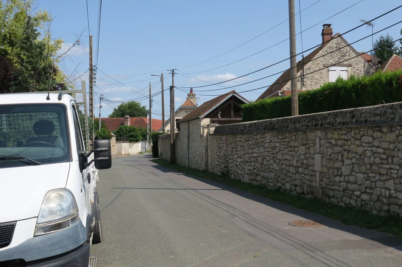 Oise : trois suspects mis en examen après la très violente agression de deux retraités pendant un cambriolage