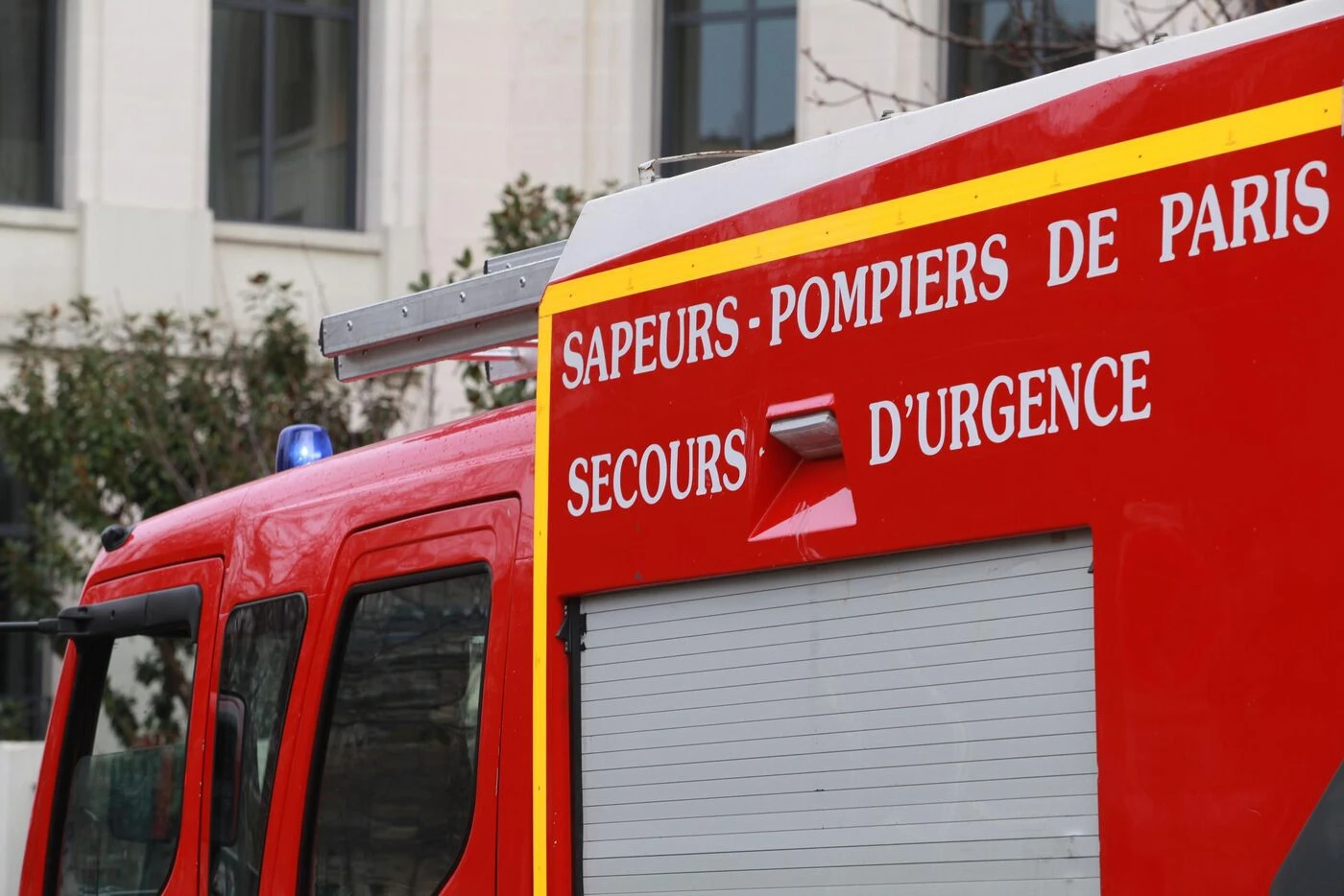 À Marseille, un enfant chute d’un balcon et atterrit sur un canapé deux étages plus bas