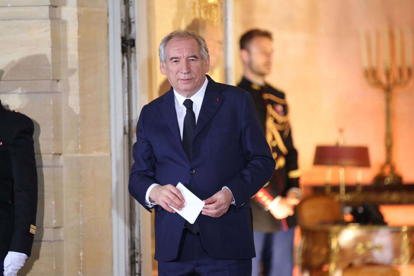 DIRECT. Nouveau gouvernement : François Bayrou poursuit ses consultations avant un grand oral devant les députés