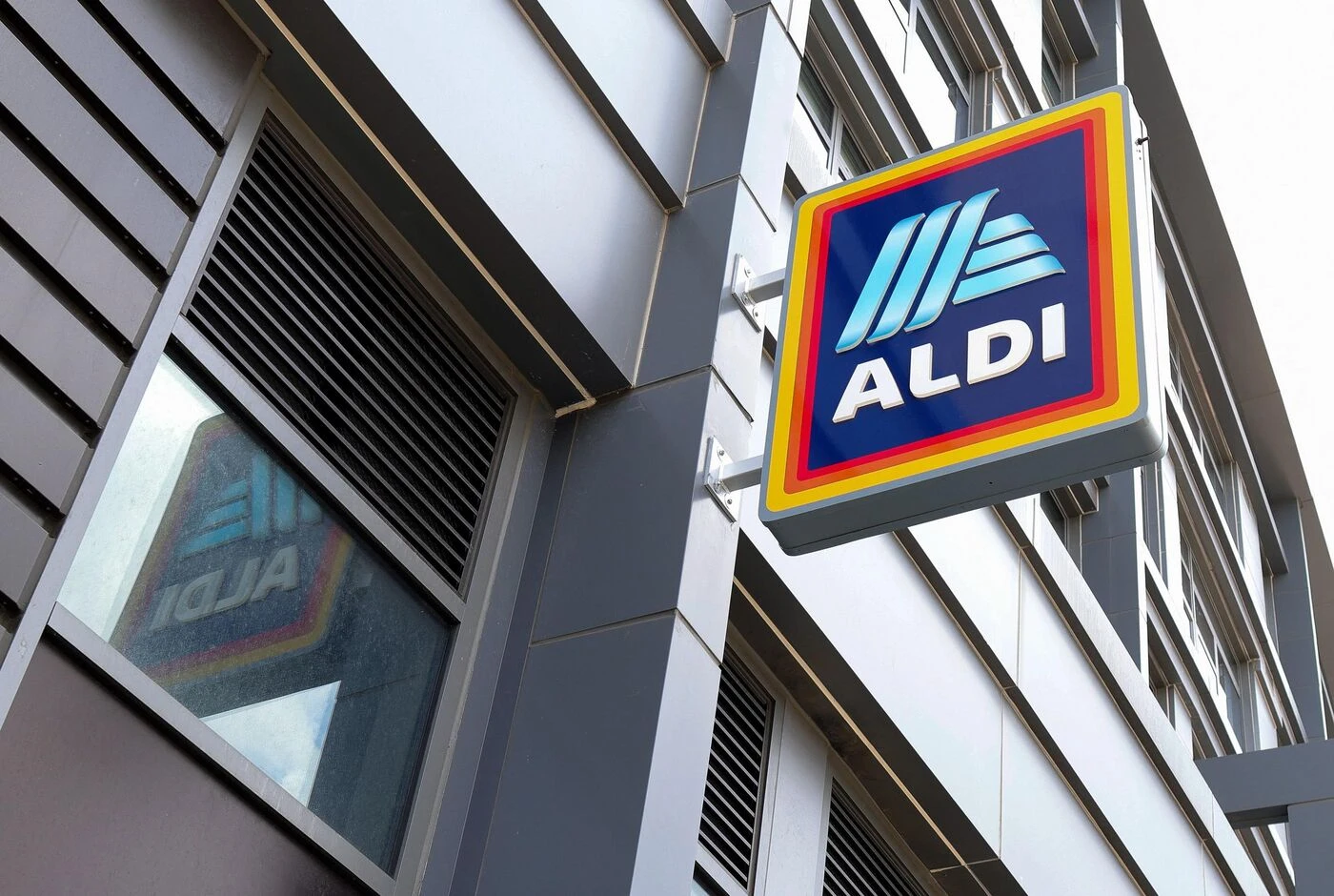 Pourquoi Aldi fait payer plus de 11 euros l’entrée dans un de ses supermarchés de Londres ?