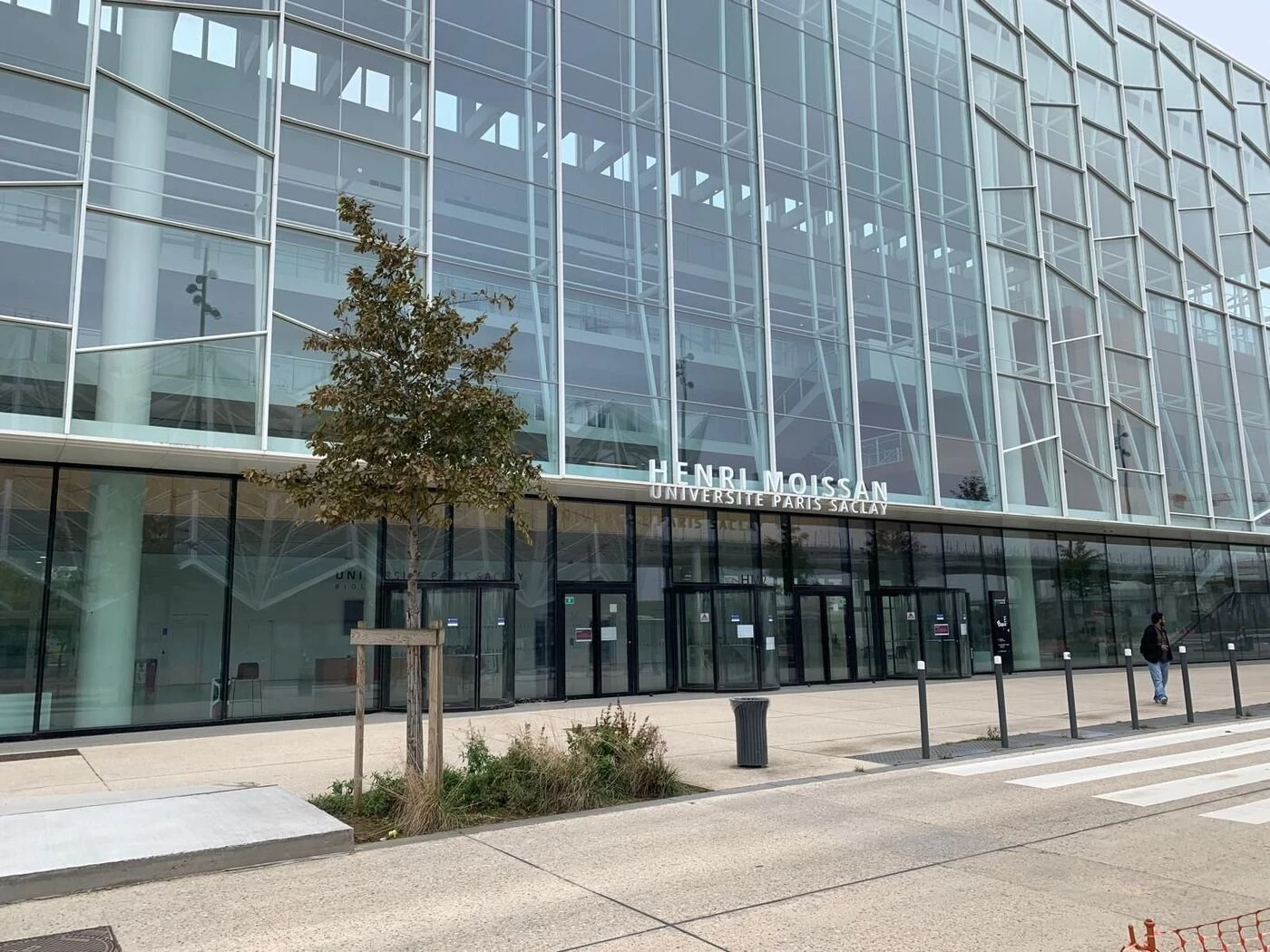 « On cherche un refuge » : à l’université Paris-Saclay, des doctorants dans le flou après la fermeture de leurs laboratoires pour raisons de sécurité