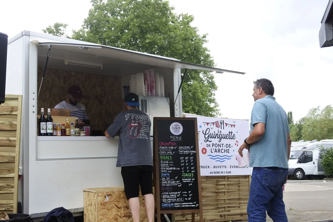 Dans l’Eure, Pont-de-l’Arche s’offre une guinguette en bord de Seine avec la complicité de la microbrasserie 1989