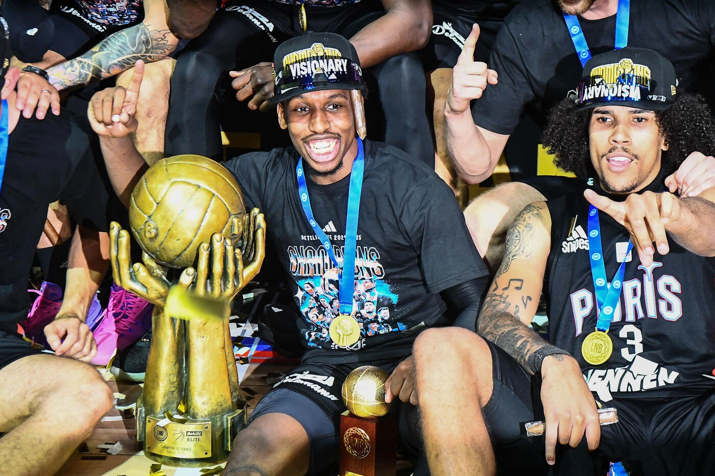 « C’était le moment » : l’émouvant au revoir de TJ. Shorts au Paris Basketball pour rejoindre le Panathinaïkos