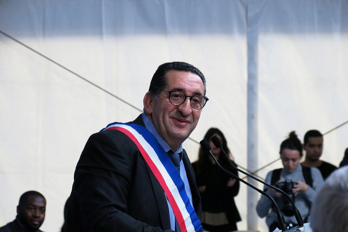 Après des propos islamophobes sur CNews, le maire de Stains annonce porter plainte