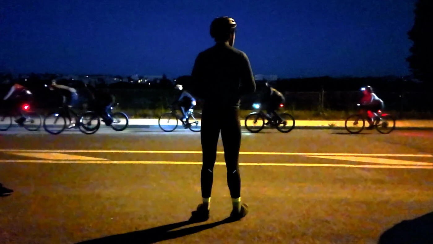 VIDÉO. 24 heures de vélo à Longchamp et des centaines de kilomètres dans les mollets : « Je suis morte »