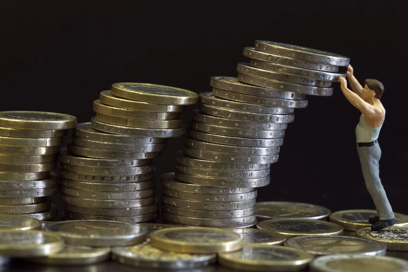 La dette publique en France dépasse 3 400 milliards d’euros à 115,6 % du PIB à fin juin, selon l’Insee