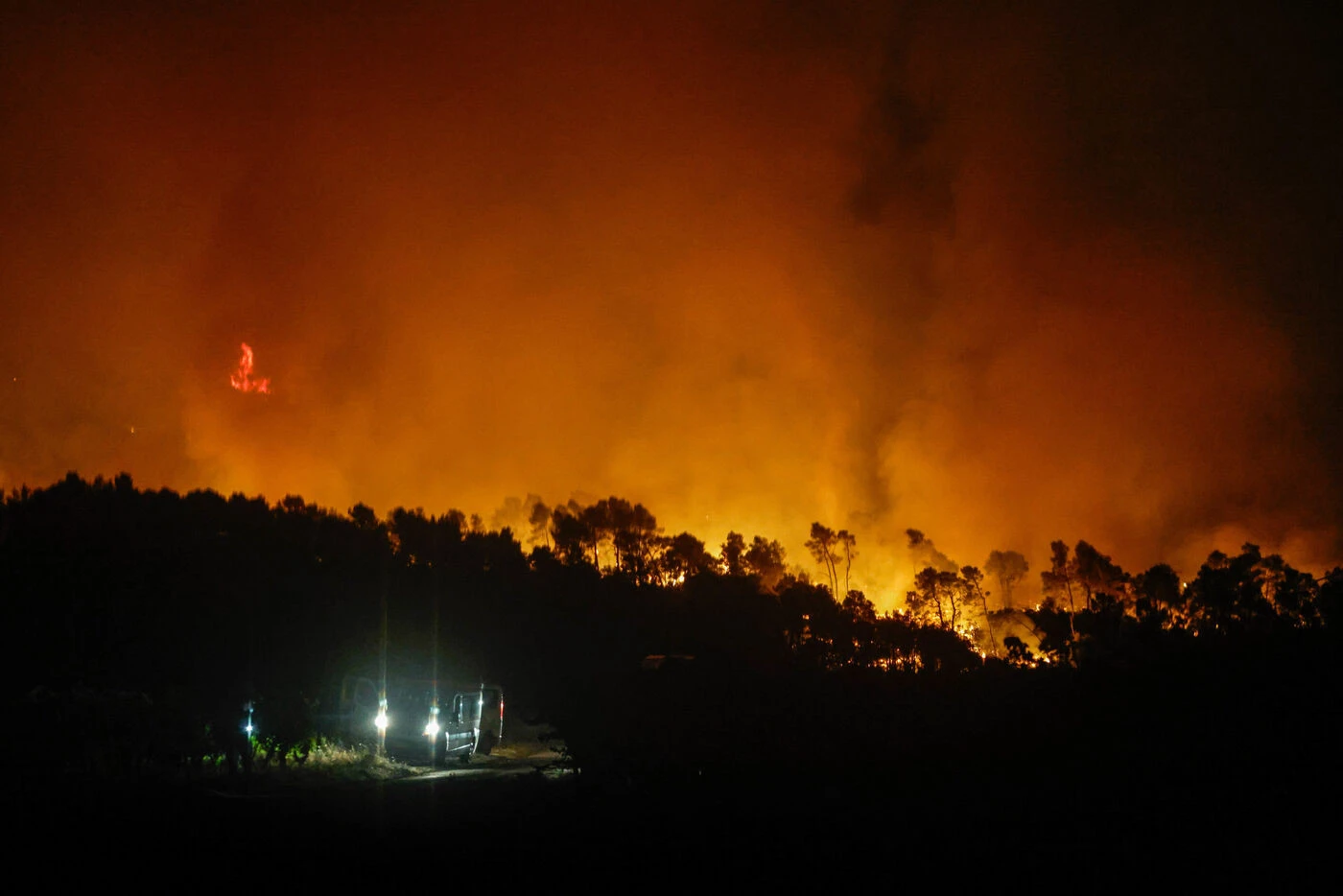 « Nous nous sommes retrouvés encerclés par les flammes » : de retour de l’Aude, les pompiers du Loiret marqués par un feu hors norme