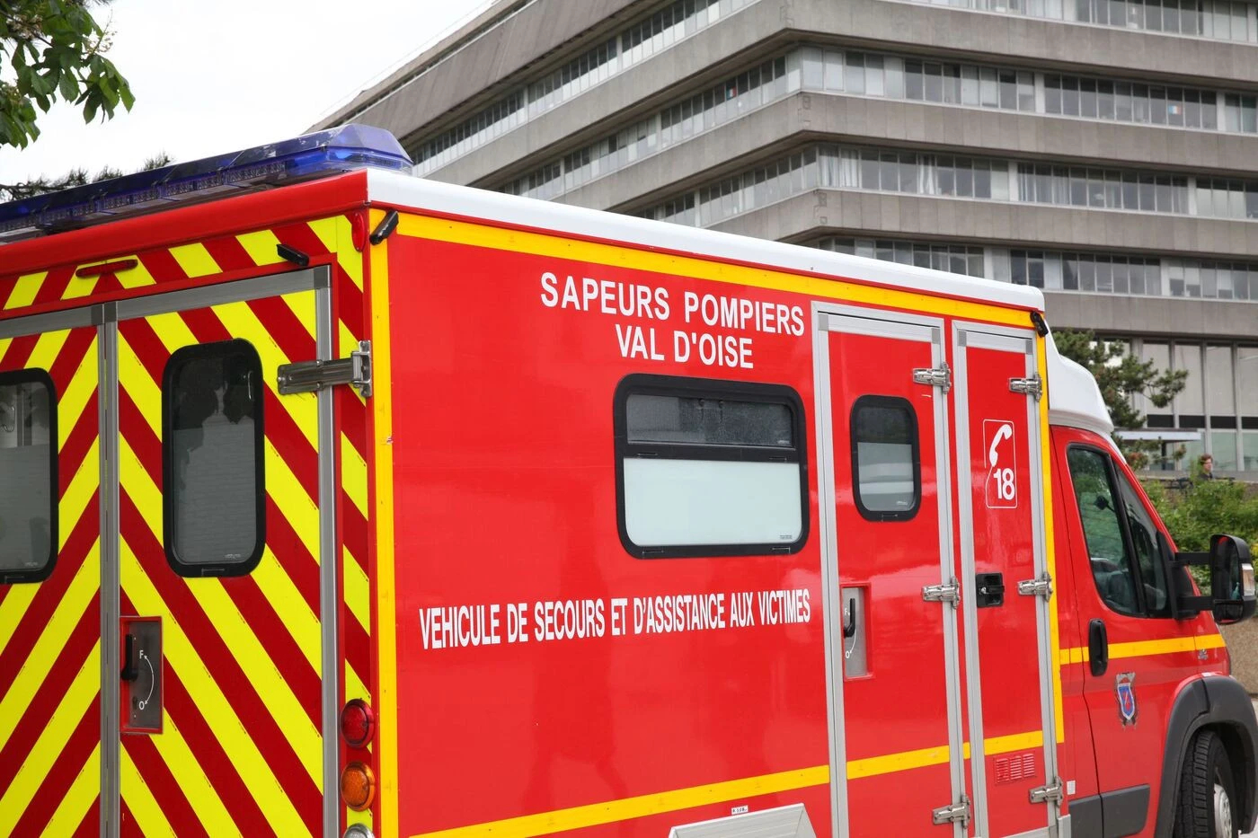 À Sarcelles, un enfant de 5 ans enjambe un balcon et fait une chute mortelle du 8e étage