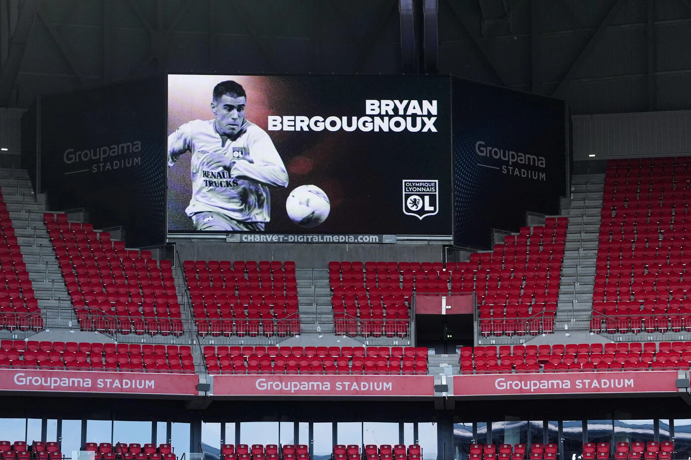 « Ton départ nous bouleverse » : le football français rend hommage à Bryan Bergougnoux