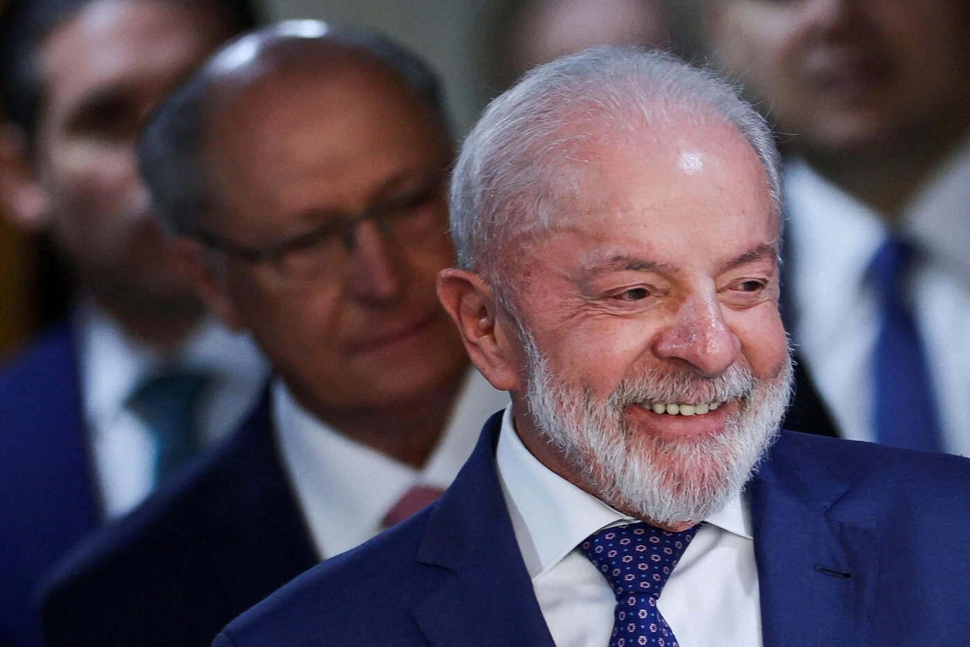 « Je sème de la nourriture, pas de la haine » : le message de Lula à Trump depuis son jardin