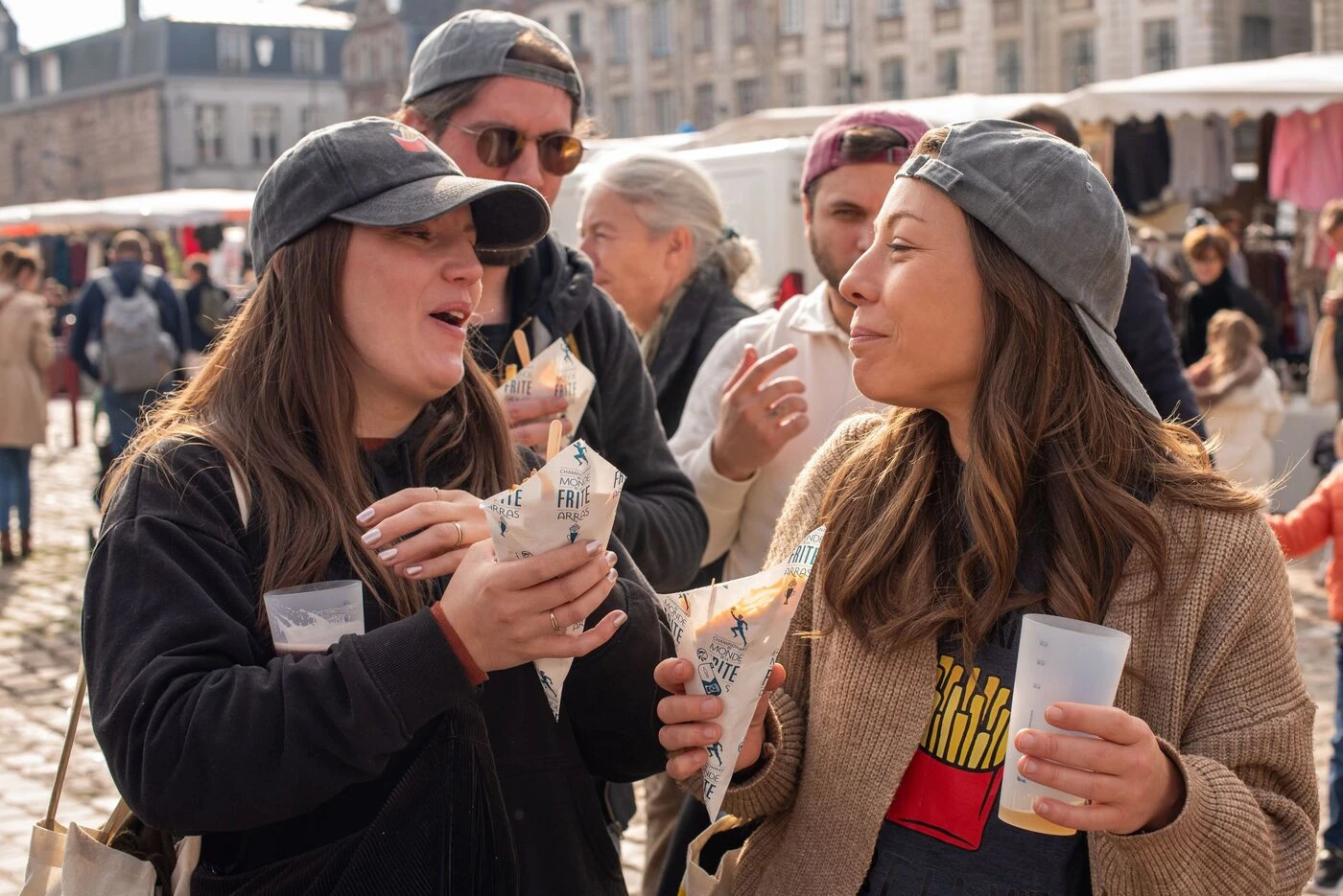 « C’est simple, familial, convivial… » : le Championnat du monde de la frite donne la patate à Arras !