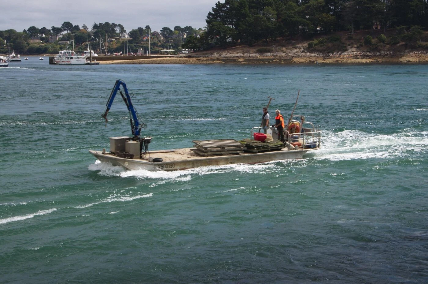 Toilettes obligatoires sur les bateaux : les éleveurs de moules et d’huîtres obtiennent une dérogation