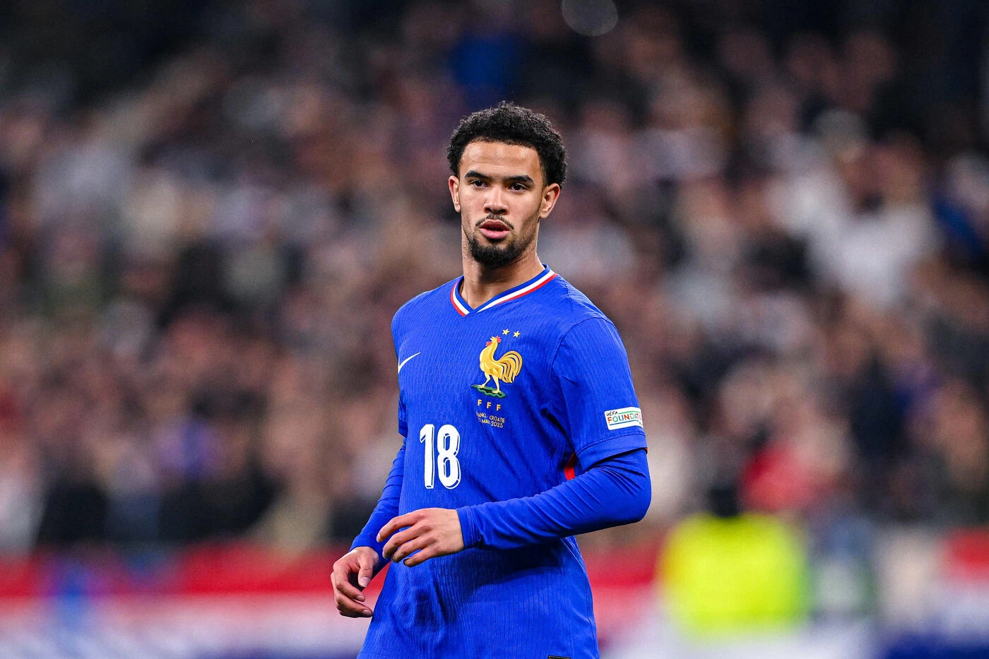 « C’est moi qui me bride tout seul » : de retour avec les Espoirs, Warren Zaïre-Emery lucide sur son début de saison