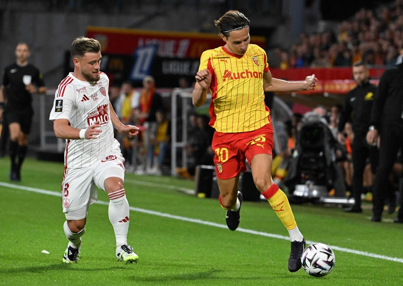 Lens-Brest : les images du premier but de Florian Thauvin pour le RC Lens