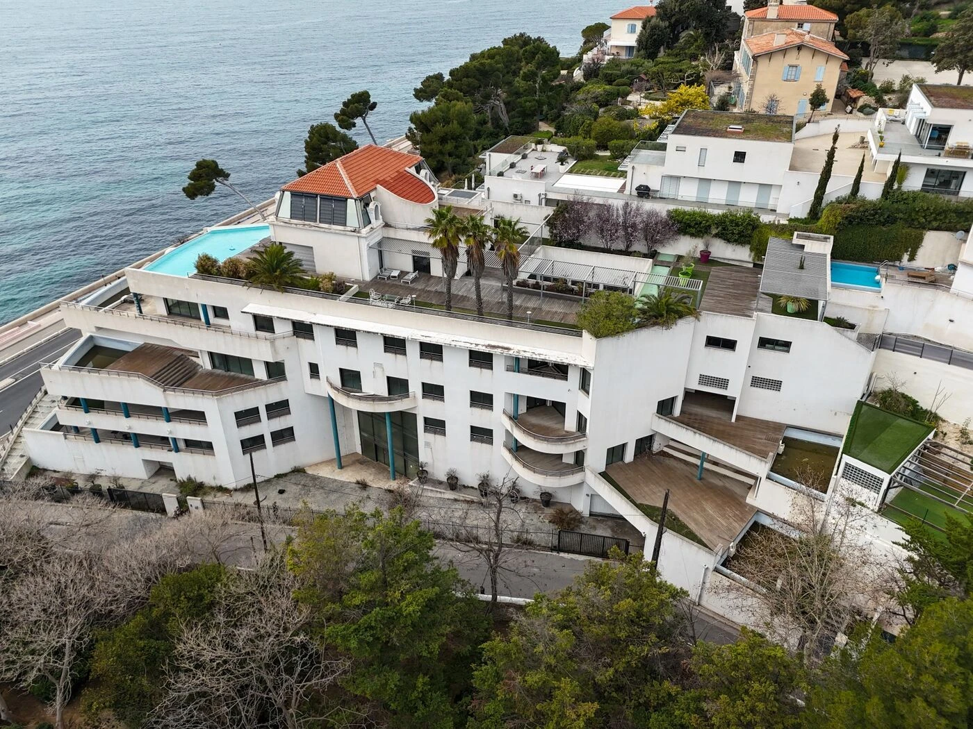 À Marseille, le Carlton Palace vendu aux enchères… après avoir été saisi par la justice pour escroquerie