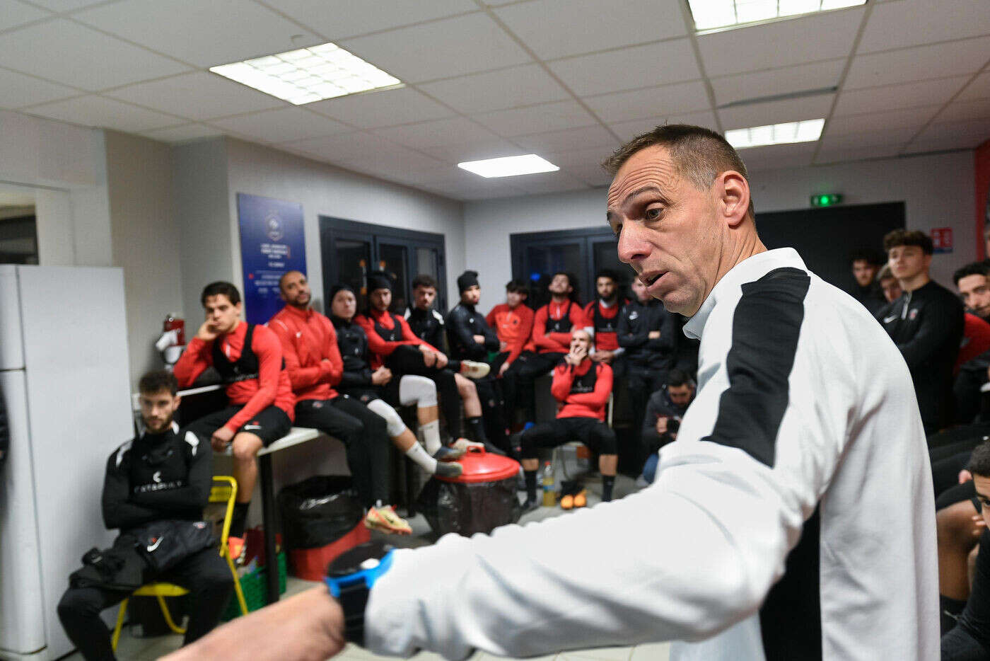 « Je ne veux pas qu’on en reste là » : les mots du coach d’Espaly à la mi-temps du match face au PSG