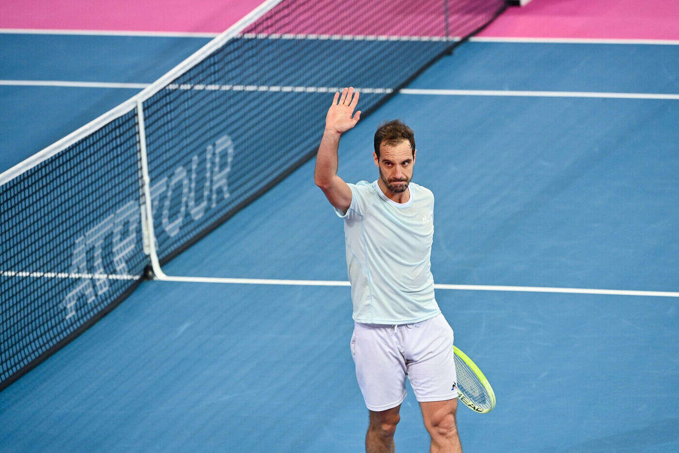 « C’est chez moi quoi qu’il arrive » : les images des adieux émouvants de Gasquet au tournoi de Montpellier