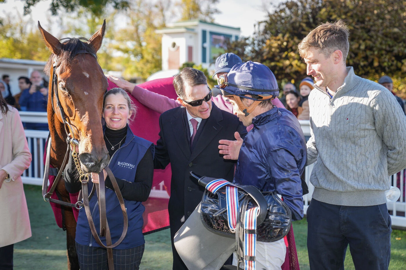 « J’adore courir mes chevaux en France ! », l’entraîneur irlandais Aidan O’Brien décroche deux Groupes I de plus…