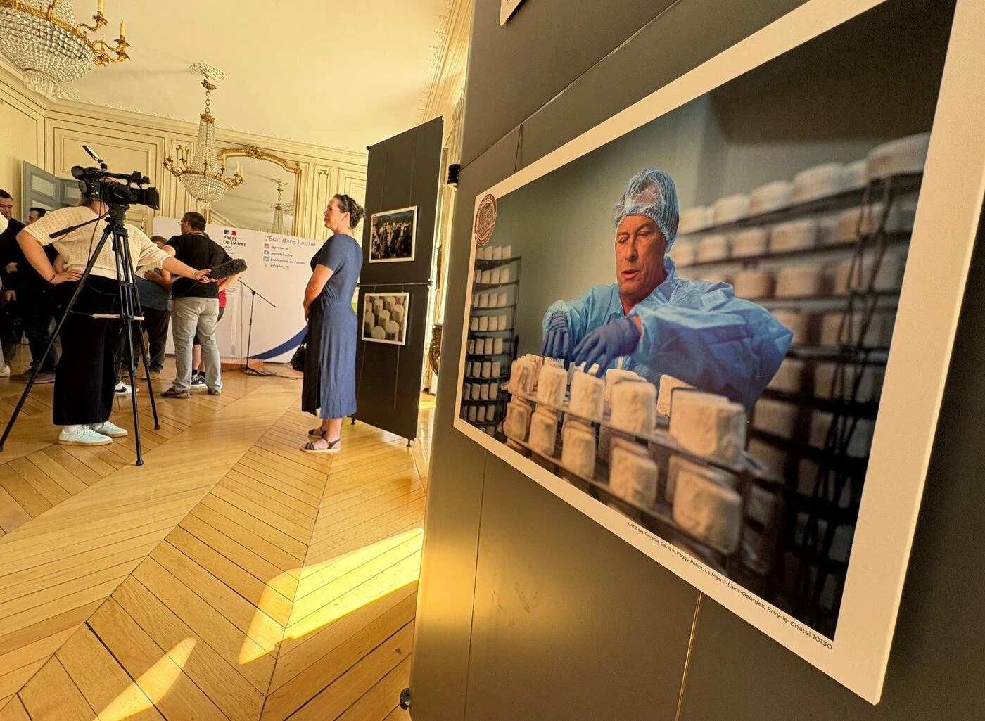 « Sans eux, il n’y aurait pas de chaource» : les producteurs de lait du fameux fromage s’affichent tout l’été