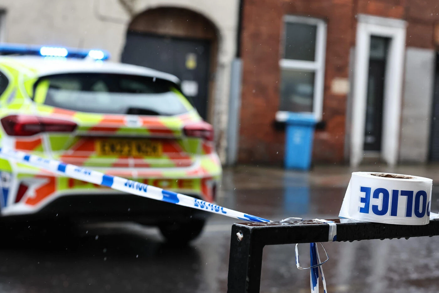 Marié depuis 62 ans, un Britannique de 87 ans étouffe et tue sa femme « très malade » avant de tenter de se suicider