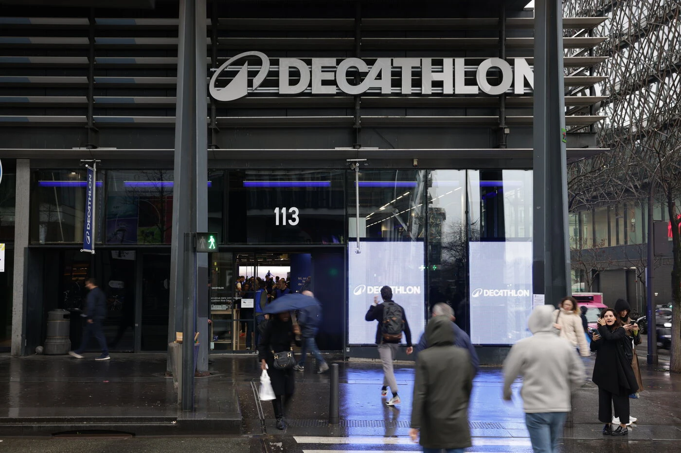 Les salariés de Decathlon appelés à la grève : pourquoi les magasins pourraient « fonctionner au ralenti » ce samedi