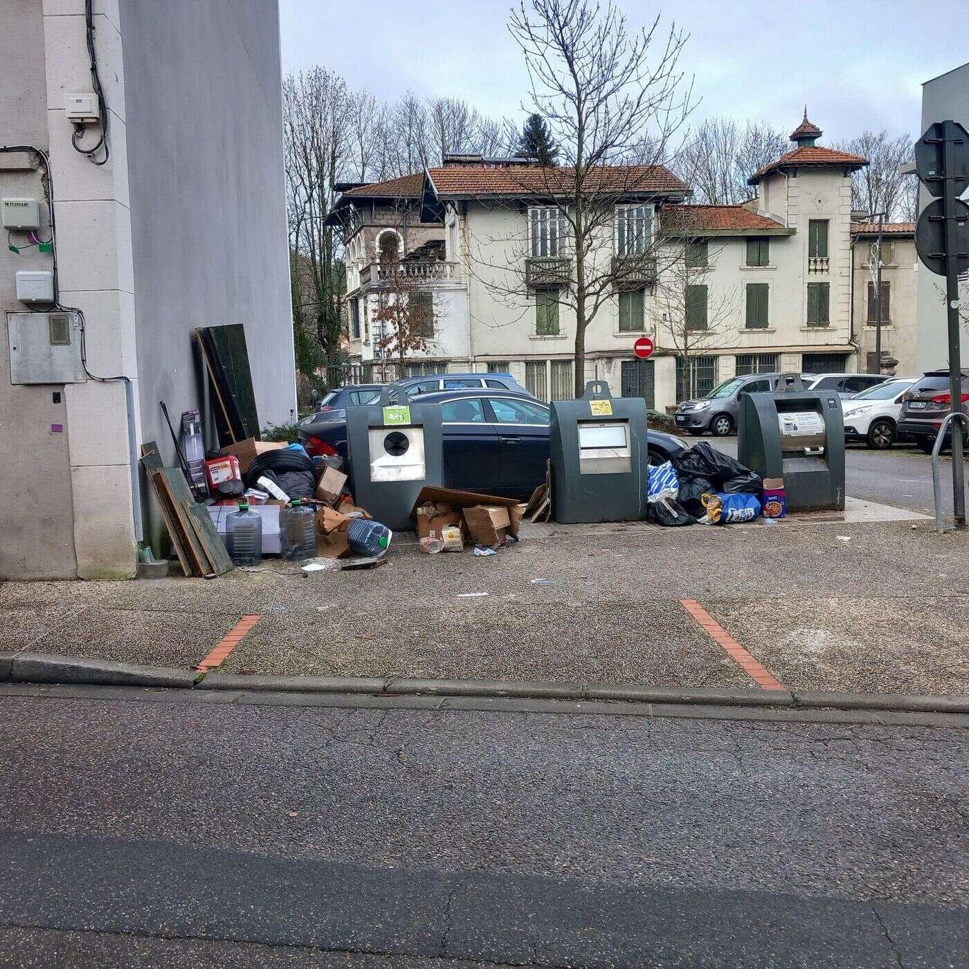 En Ariège, les dépôts sauvages de déchets explosent après la mise en place d’un badge pour les collectes