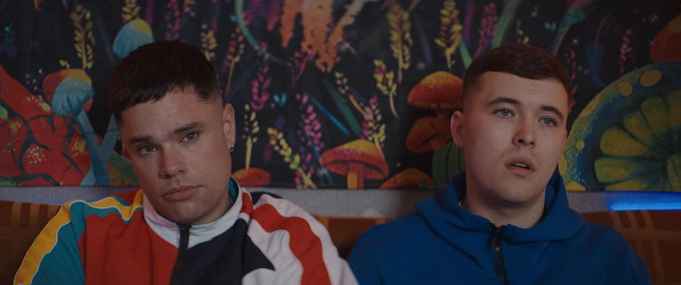 « Kneecap » : le biopic musical d’un trio de rappeurs nord-irlandais sans limites