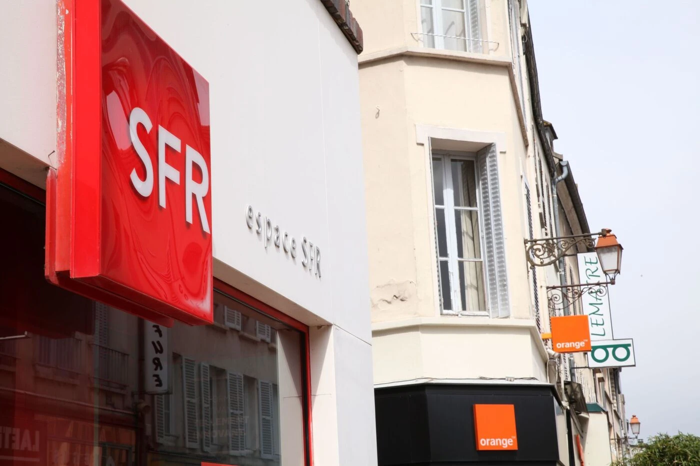 Antony : encore une boutique de téléphones attaquée par deux malfaiteurs