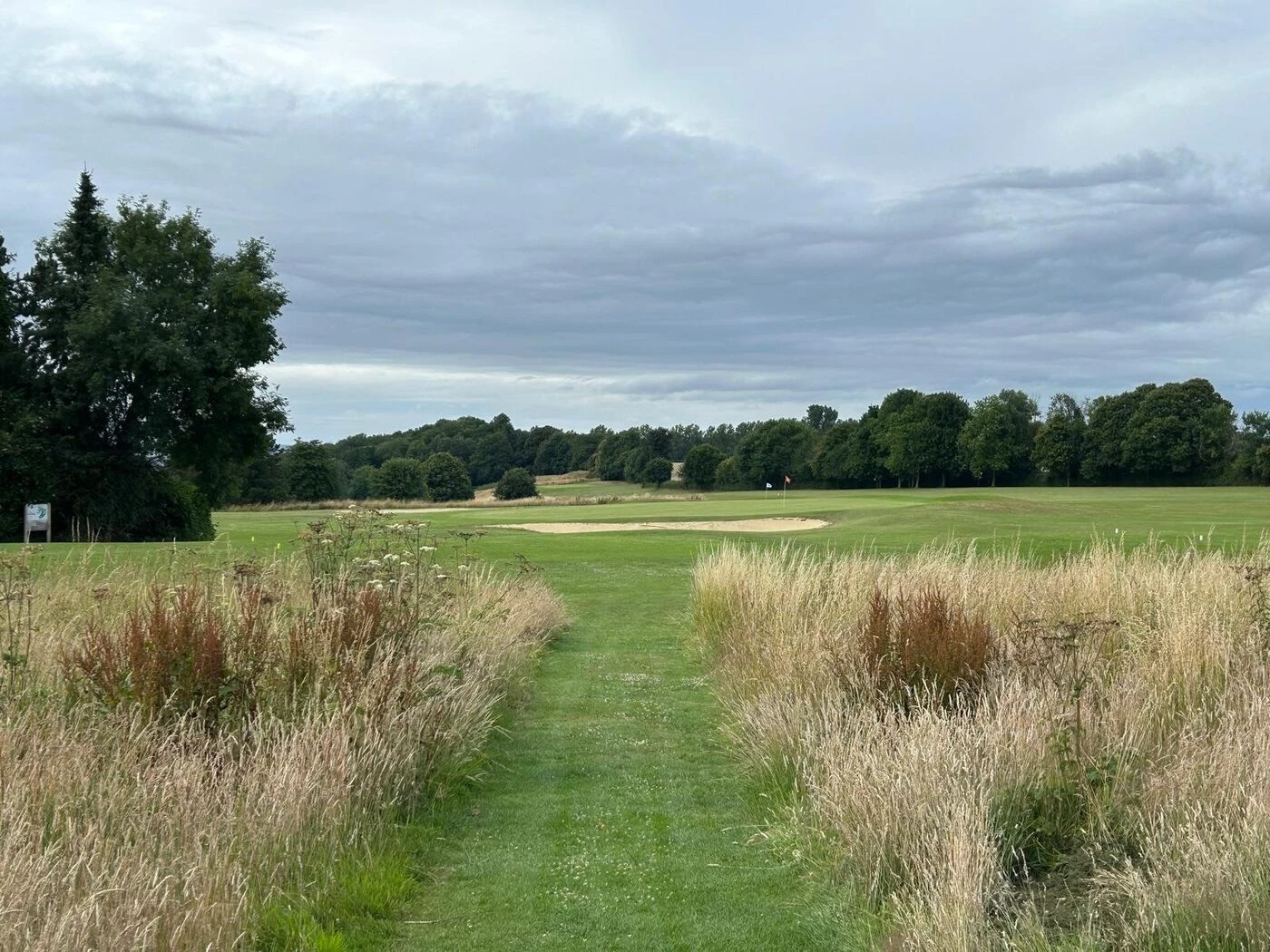 « Entêtement » contre « modernisation » : le bras de fer s’intensifie sur le projet immobilier du golf de Deauville