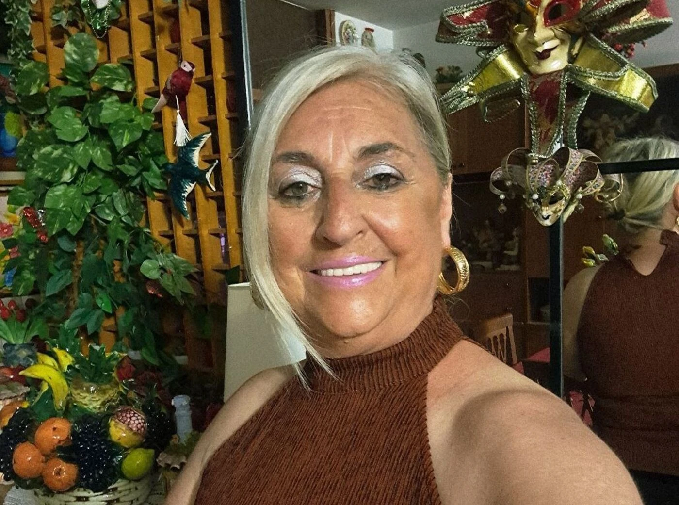 « À moitié nue » dans sa baignoire et un appartement sans clé : mystère autour de la mort de Silvana, retraitée de 69 ans