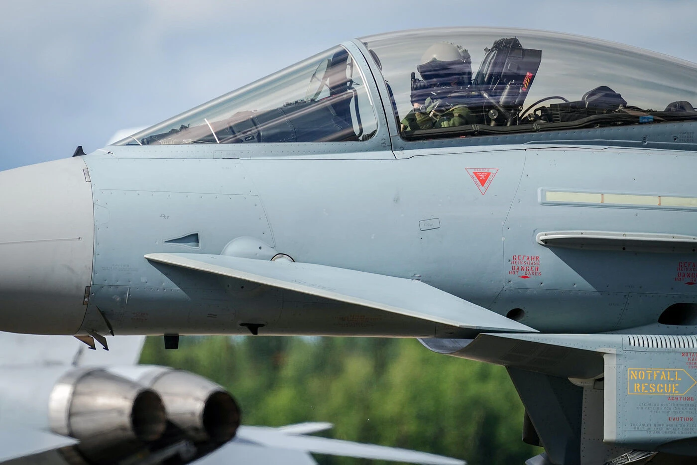 Disparu depuis deux jours, un membre de l’US Air Force retrouvé mort dans un lac dans des circonstances floues