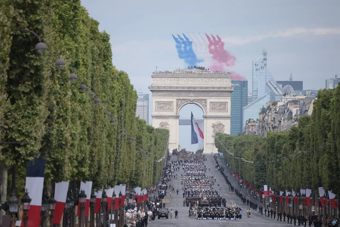 14 Juillet à Paris : le programme complet du défilé militaire sur les Champs-Élysées