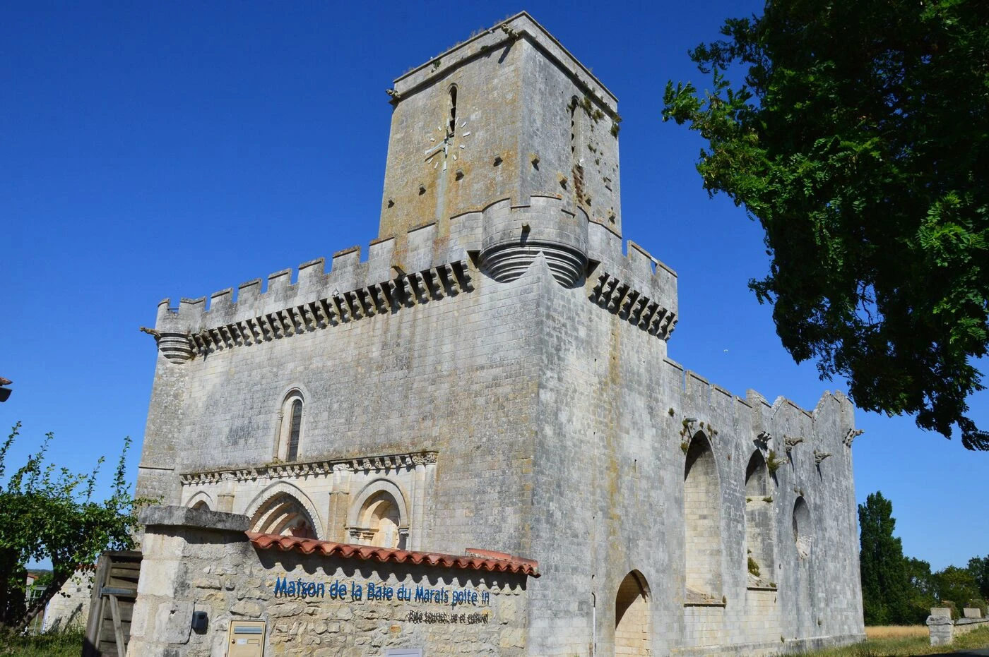 Vacances en Charente-Maritime : à la Rochelle, vous avez déjà tout visité ? Et si vous alliez voir un peu plus au nord ?